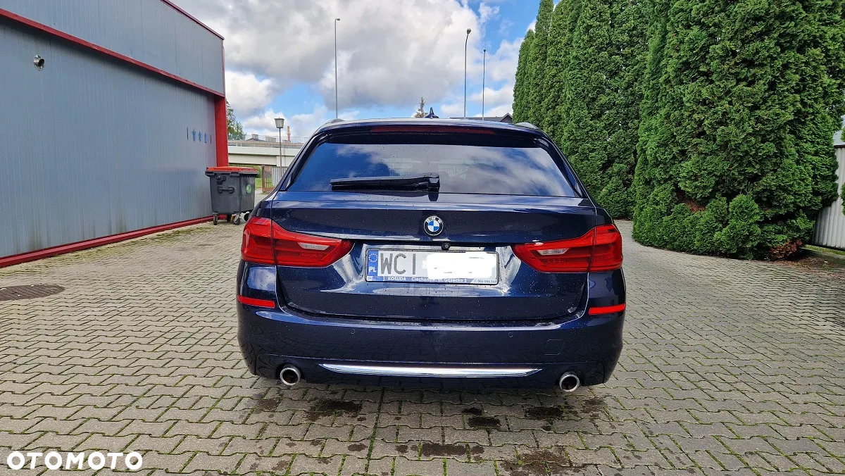 BMW Seria 5 520d xDrive Luxury Line sport - 14