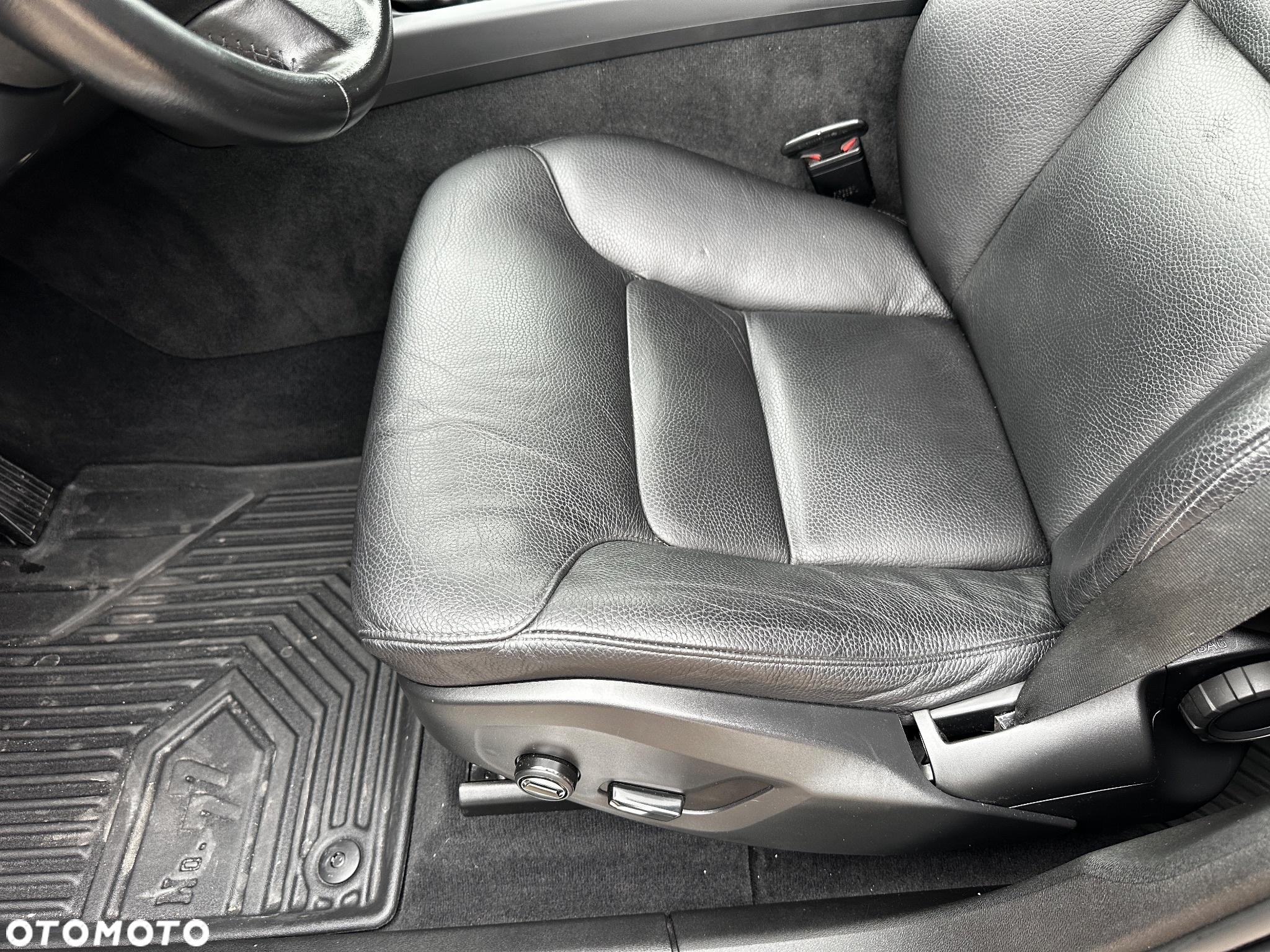 Volvo XC 60 D4 Geartronic Momentum - 23