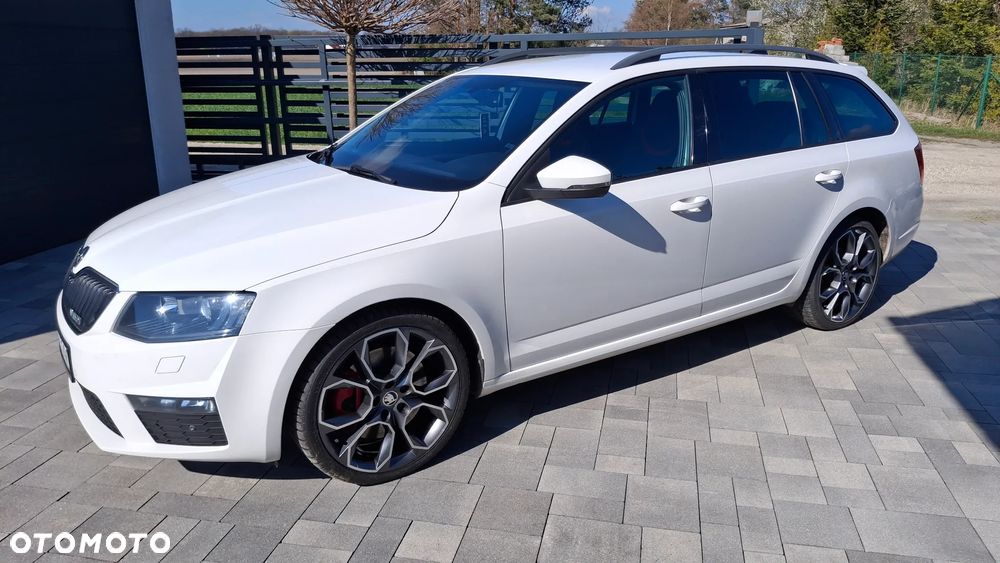 Skoda Octavia 2.0 TDI DSG RS - 4