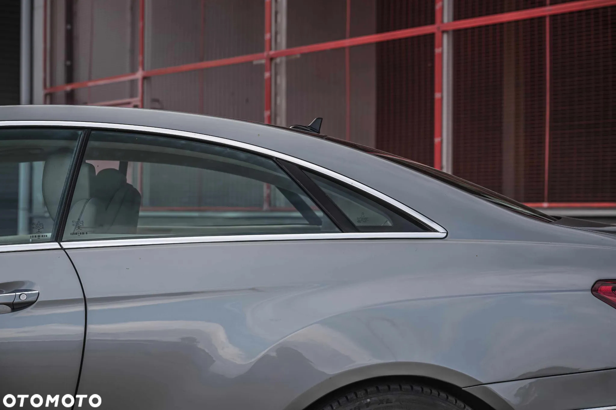 Mercedes-Benz Klasa E 350 CGI BlueEffICIENCY - 18