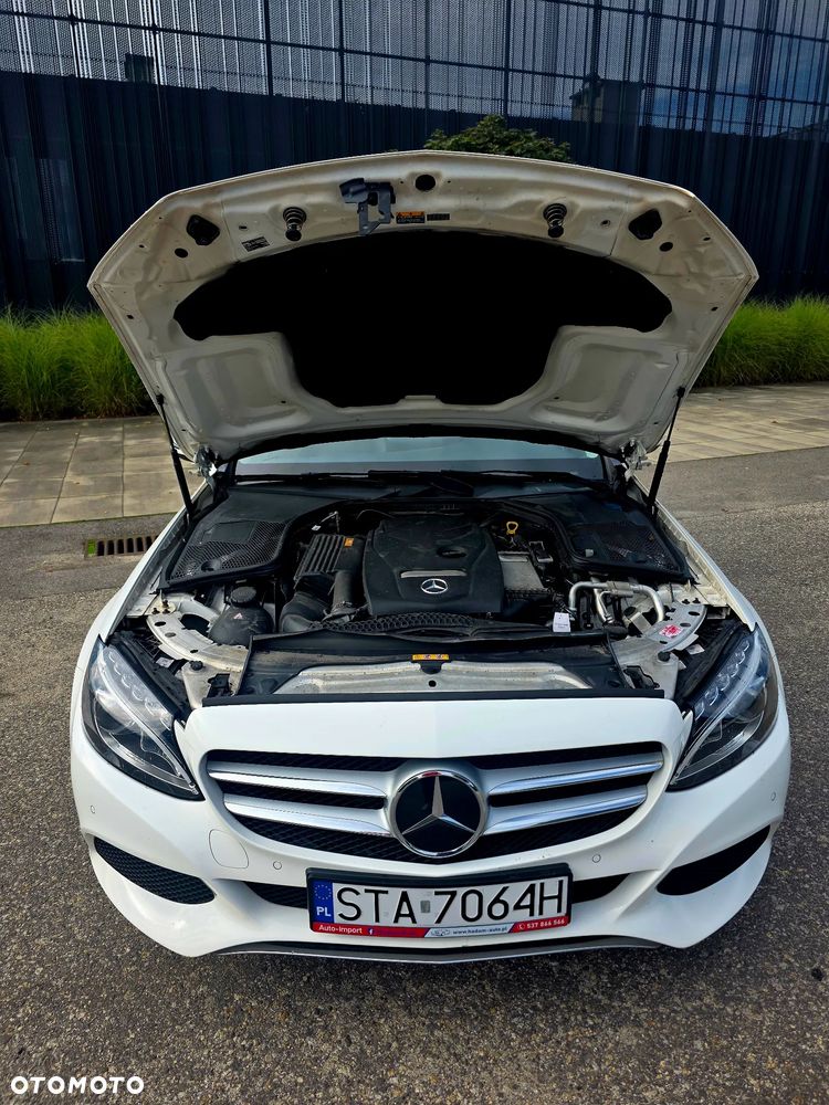 Mercedes-Benz C-Class 2017 photo 4