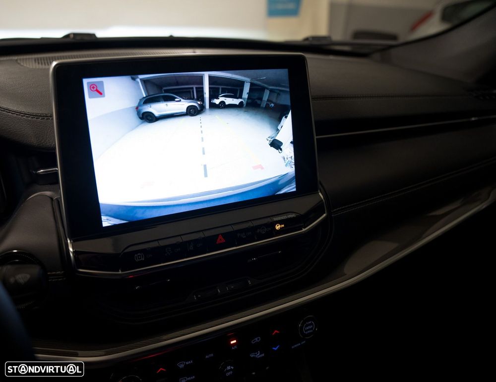 Jeep Compass 1.3 TG S - 6