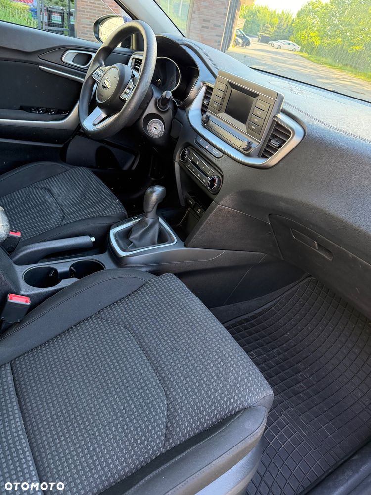 Kia Ceed 1.0 T-GDI L - 10