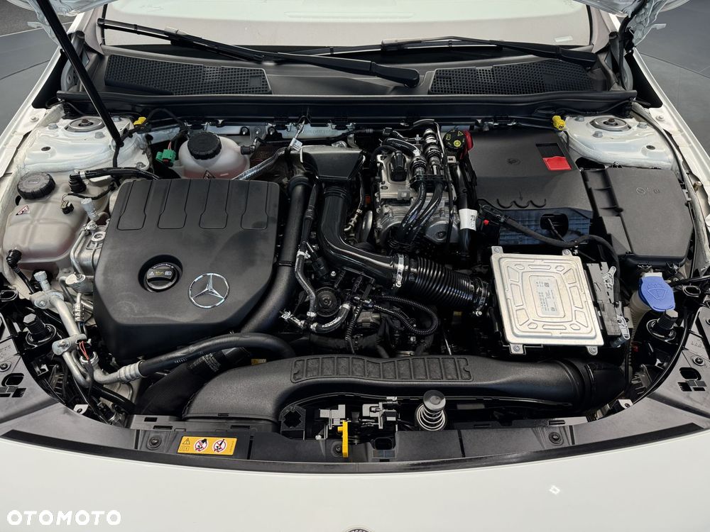 Mercedes-Benz Klasa A 250 E AMG Line 8G-DCT - 21