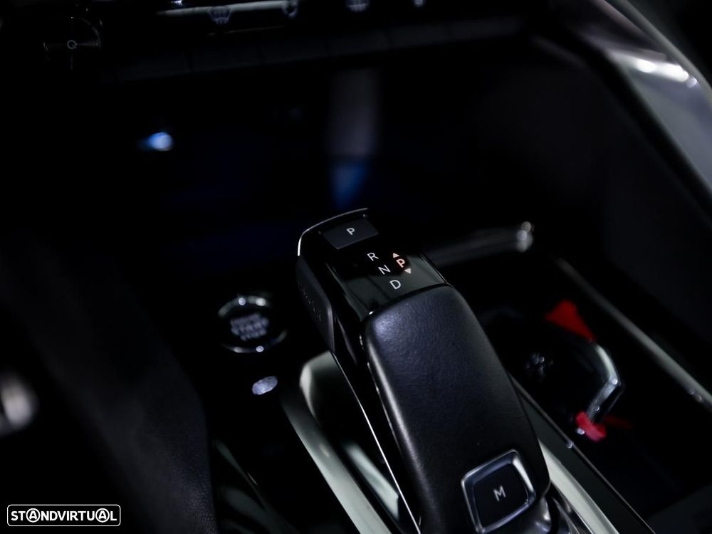 Peugeot 3008 1.5 BlueHDi GT Pack EAT8 - 17