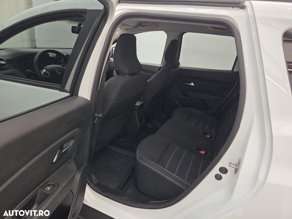 Dacia Duster 2022 photo 4