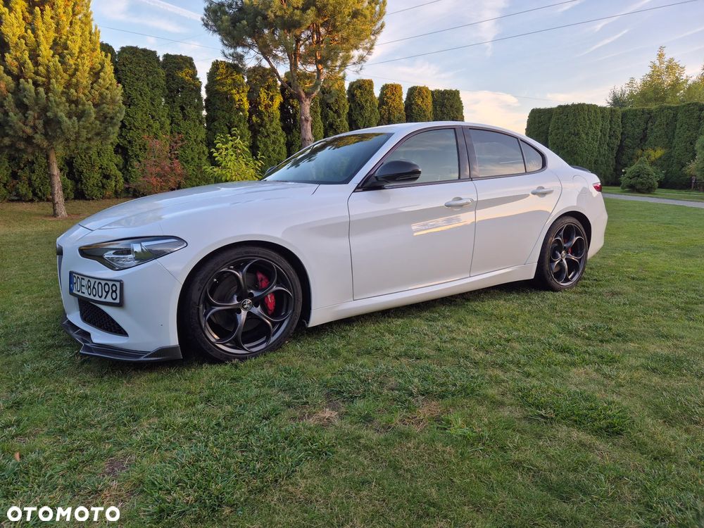 Alfa Romeo Giulia - 12