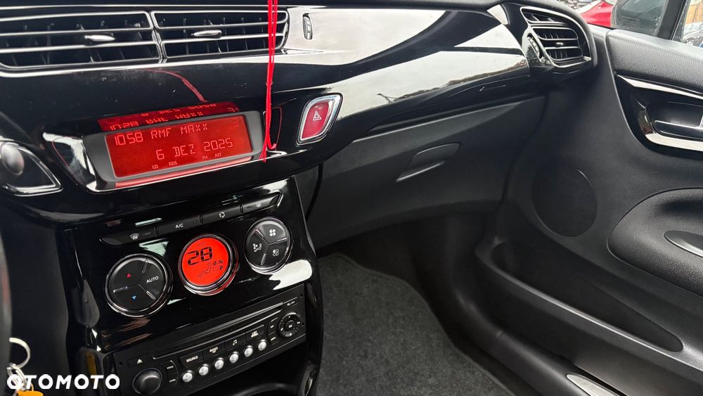 Citroën DS3 VTi 120 Opera Blue - 23