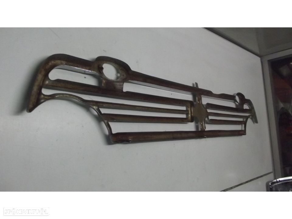 Honda grelha frontal - 3