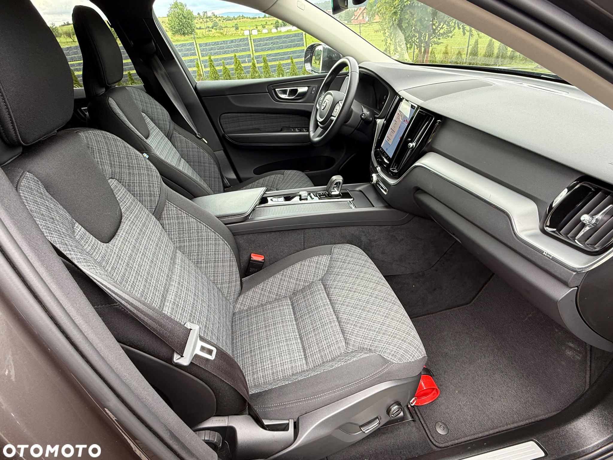 Volvo XC 60 B4 D Geartronic Momentum Pro - 20