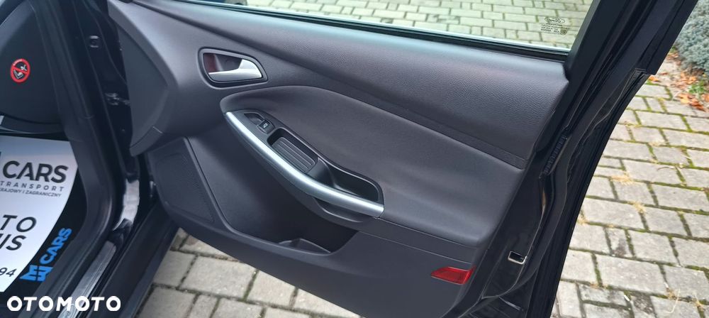 Ford Focus - 30