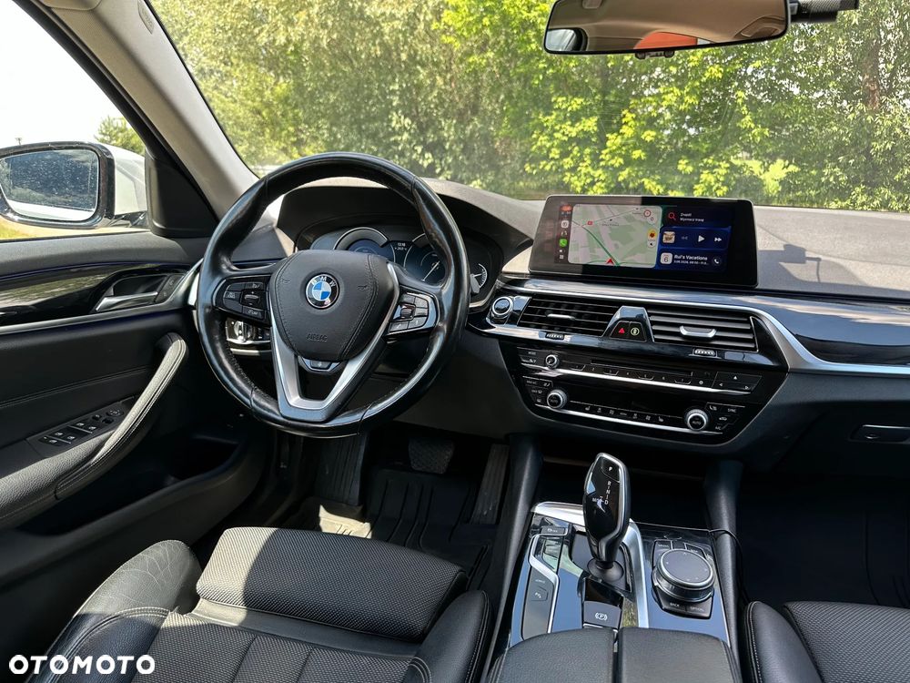 BMW Seria 5 530e iPerformance - 9