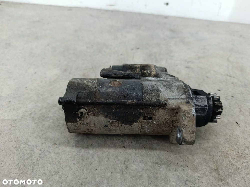 ROZRUSZNIK NISSAN X-TRAIL I T30 233008H801 M008T71471  MITSUBISHI 2.2 DCI - 4