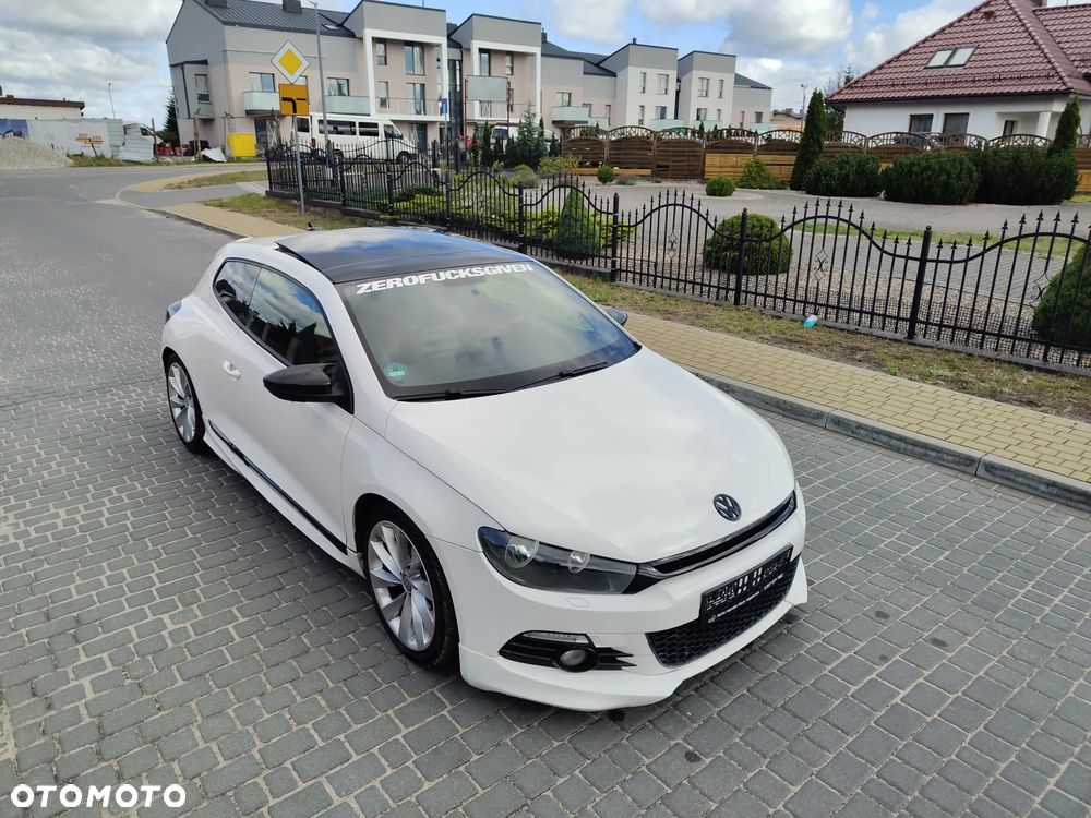 Volkswagen Scirocco 2.0 TSI DSG - 15