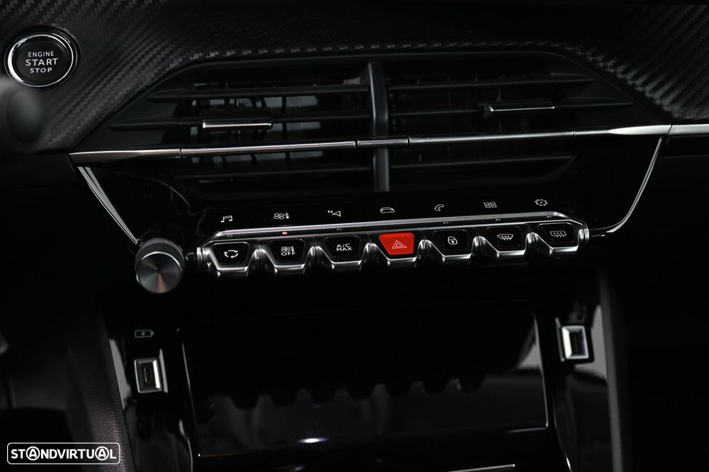 Peugeot 2008 1.2 PureTech Allure Pack - 22