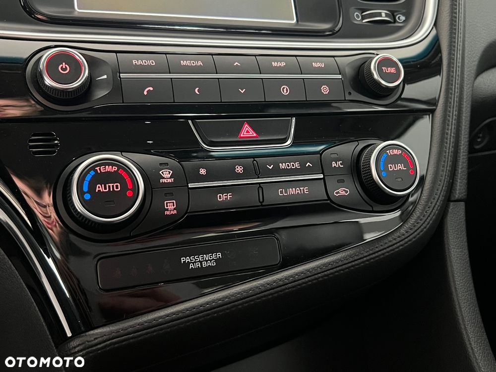 Kia Optima 2.0 L - 33