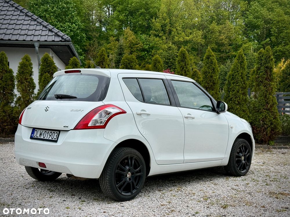 Suzuki Swift - 3