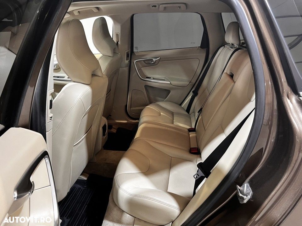 Volvo XC 60 - 7