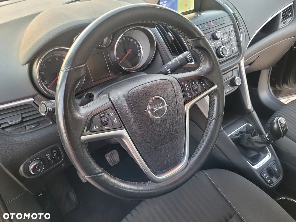 Opel Zafira Tourer 1.4 Turbo Business Innovation - 11