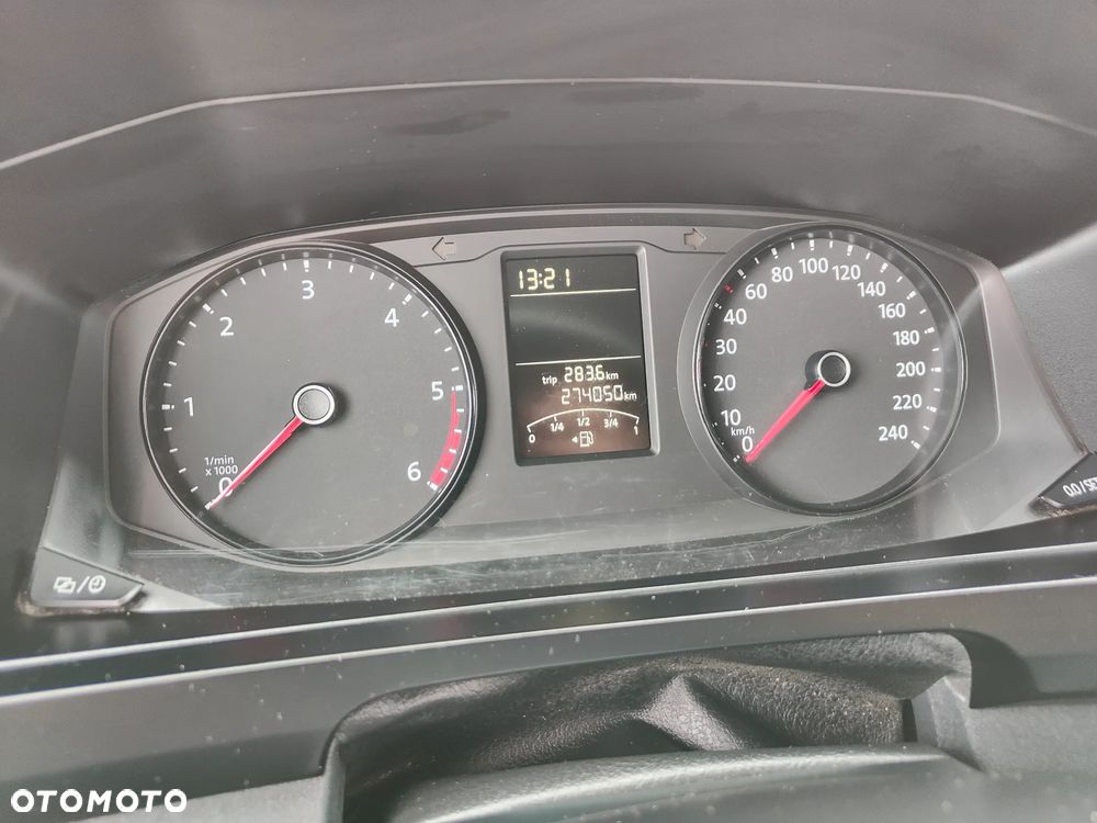 Volkswagen Transporter - 19