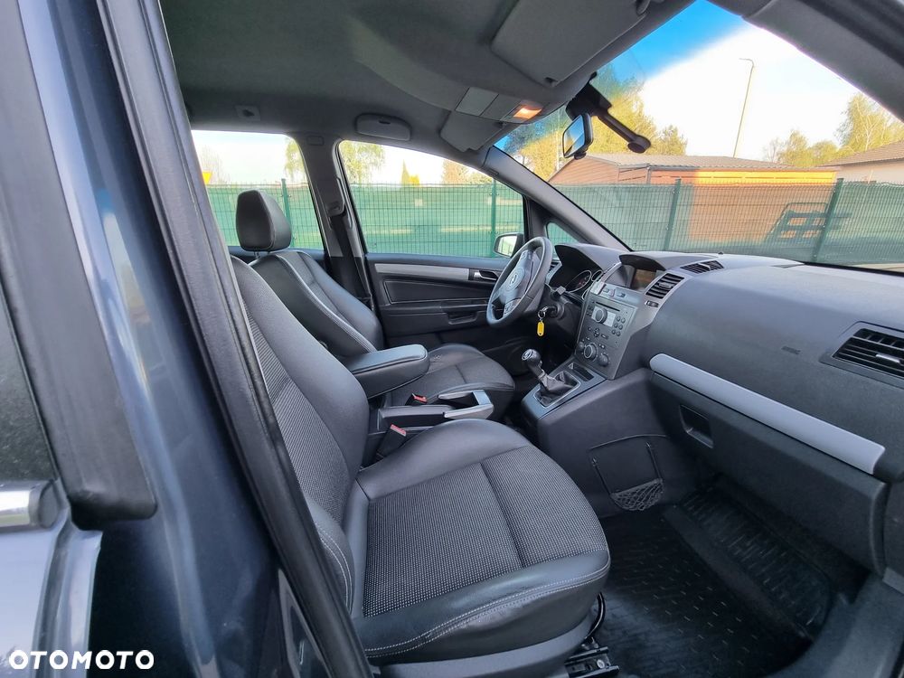 Opel Zafira 1.9 CDTI Cosmo - 13