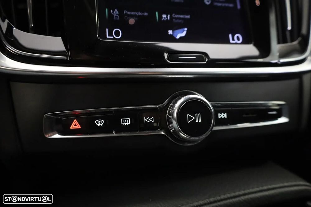 Volvo V90 2.0 D4 Momentum Plus Geartronic - 29