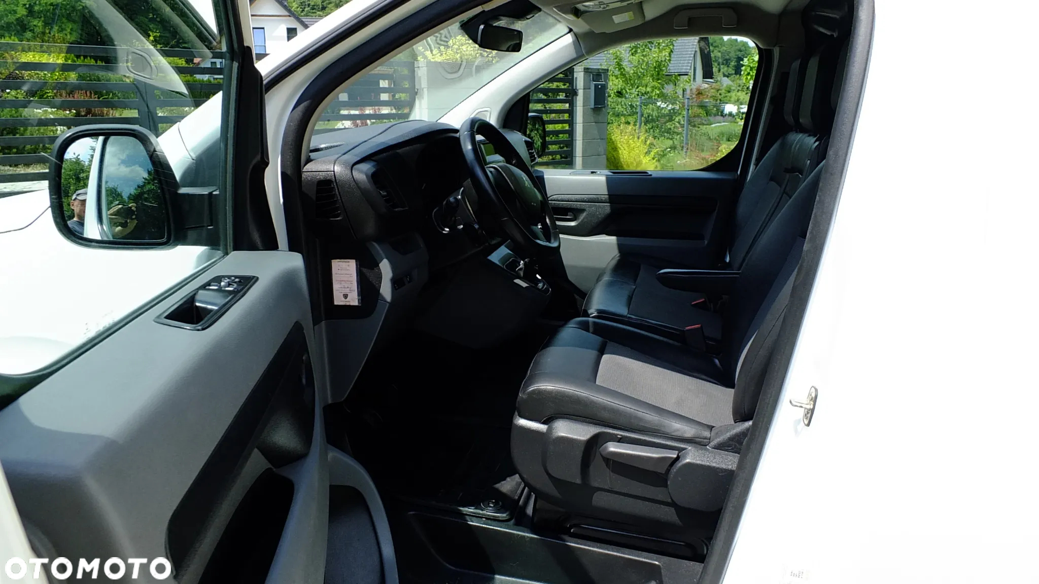 Peugeot EXPERT - 11