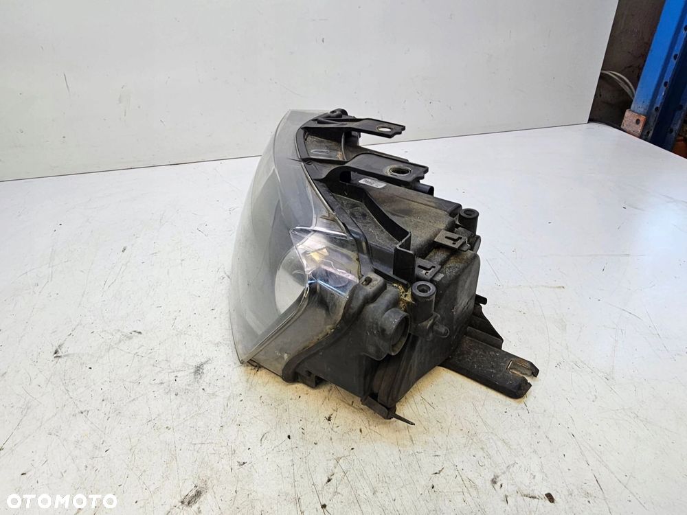 REFLEKTOR LEWY ZWYKŁY AUDI Q3 8U 8U0941003N - 2