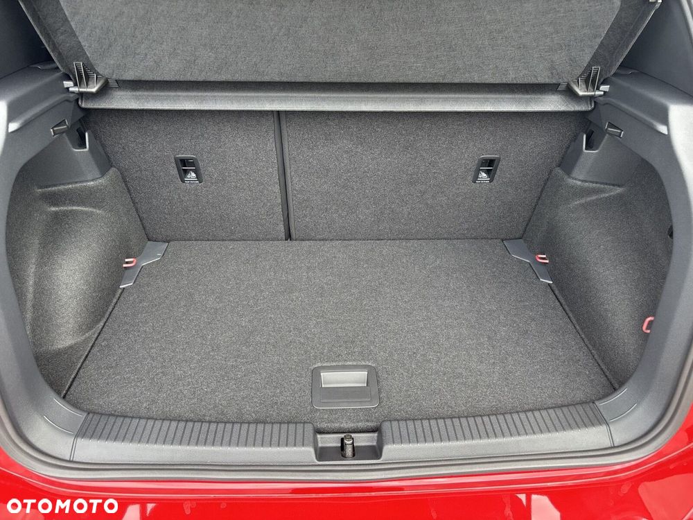 Volkswagen T-Cross - 18