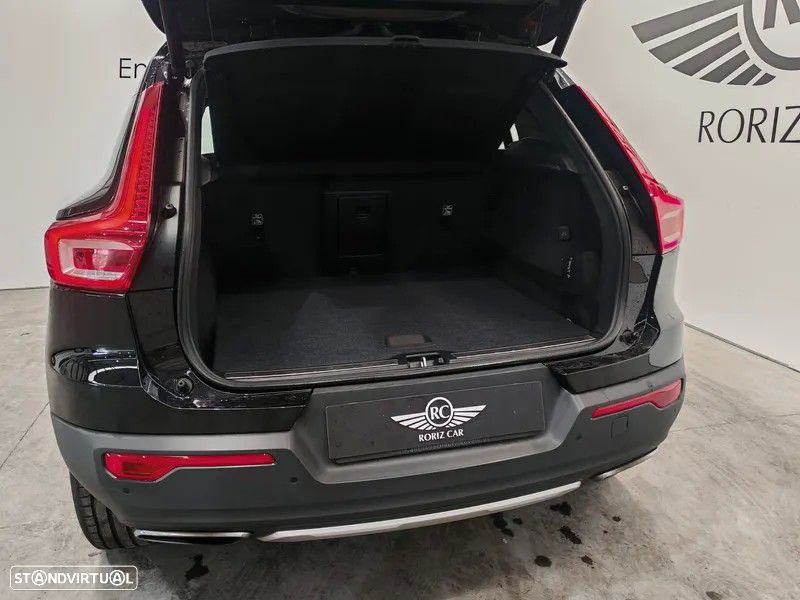 Volvo XC 40 2.0 D3 Inscription Geartronic — fotografia 30