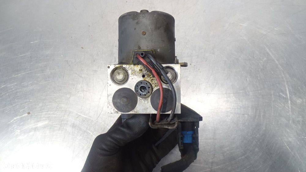 POMPA ABS VOLKSWAGEN PASSAT B5 1.9 TDI   8E0614111T 065202401 - 4