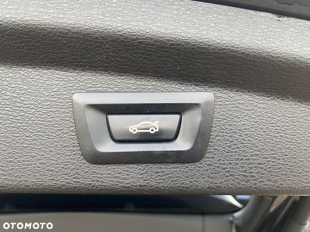 BMW X2 sDrive18d M Sport - 16