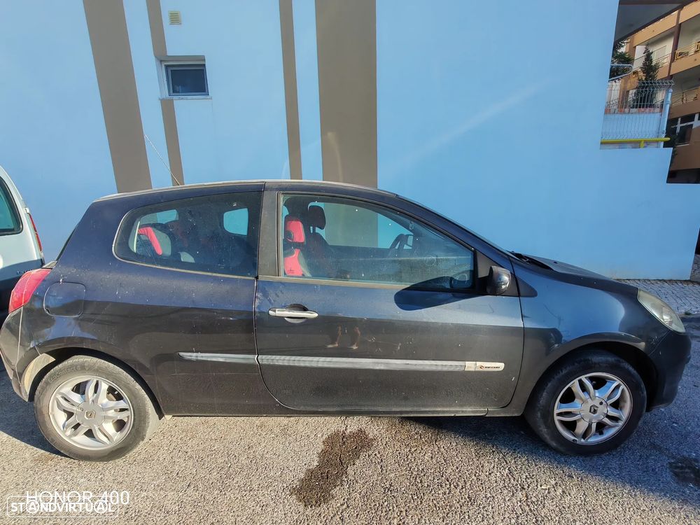 Renault Clio 1.2 16V Rip Curl - 3