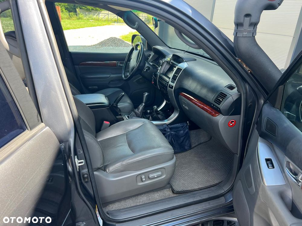 Toyota Land Cruiser 3.0 D Sol - 6