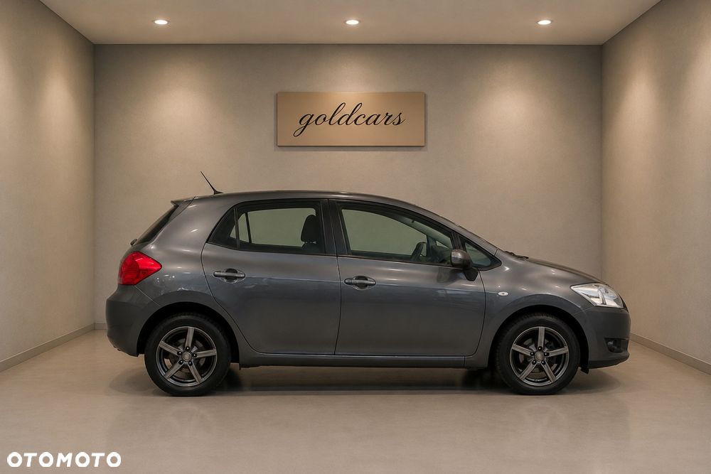 Toyota Auris 1.6 VVT-i Team - 9