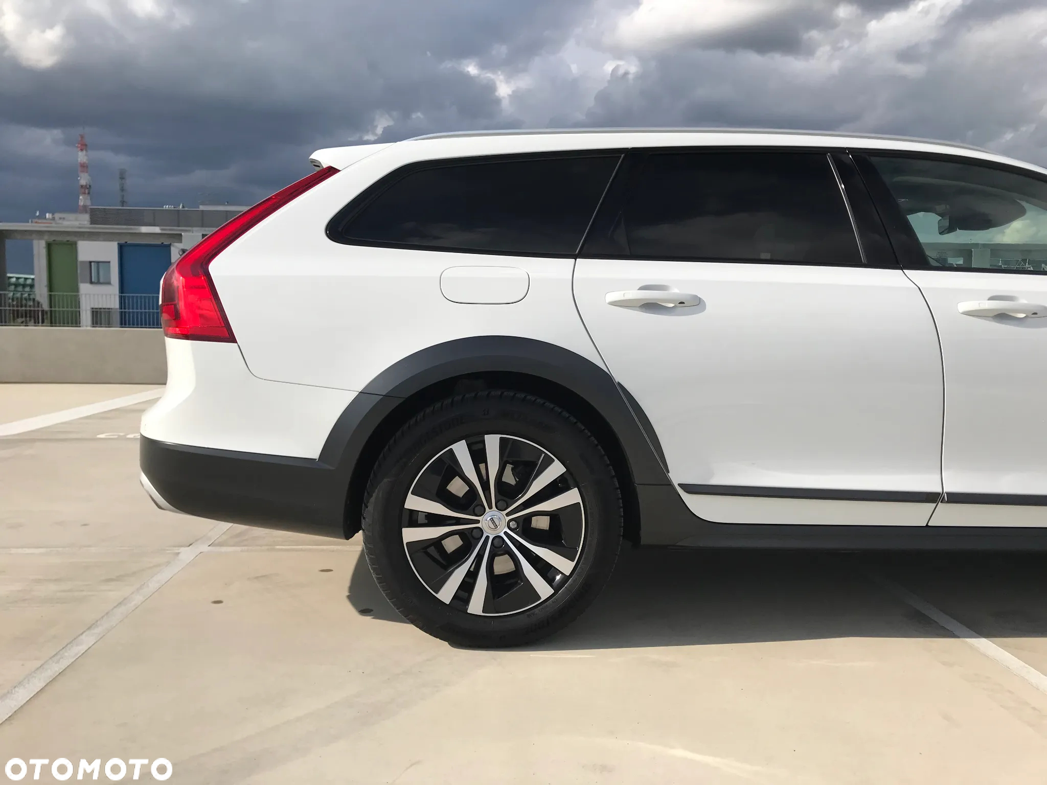 Volvo V90 Cross Country T5 AWD Pro - 13