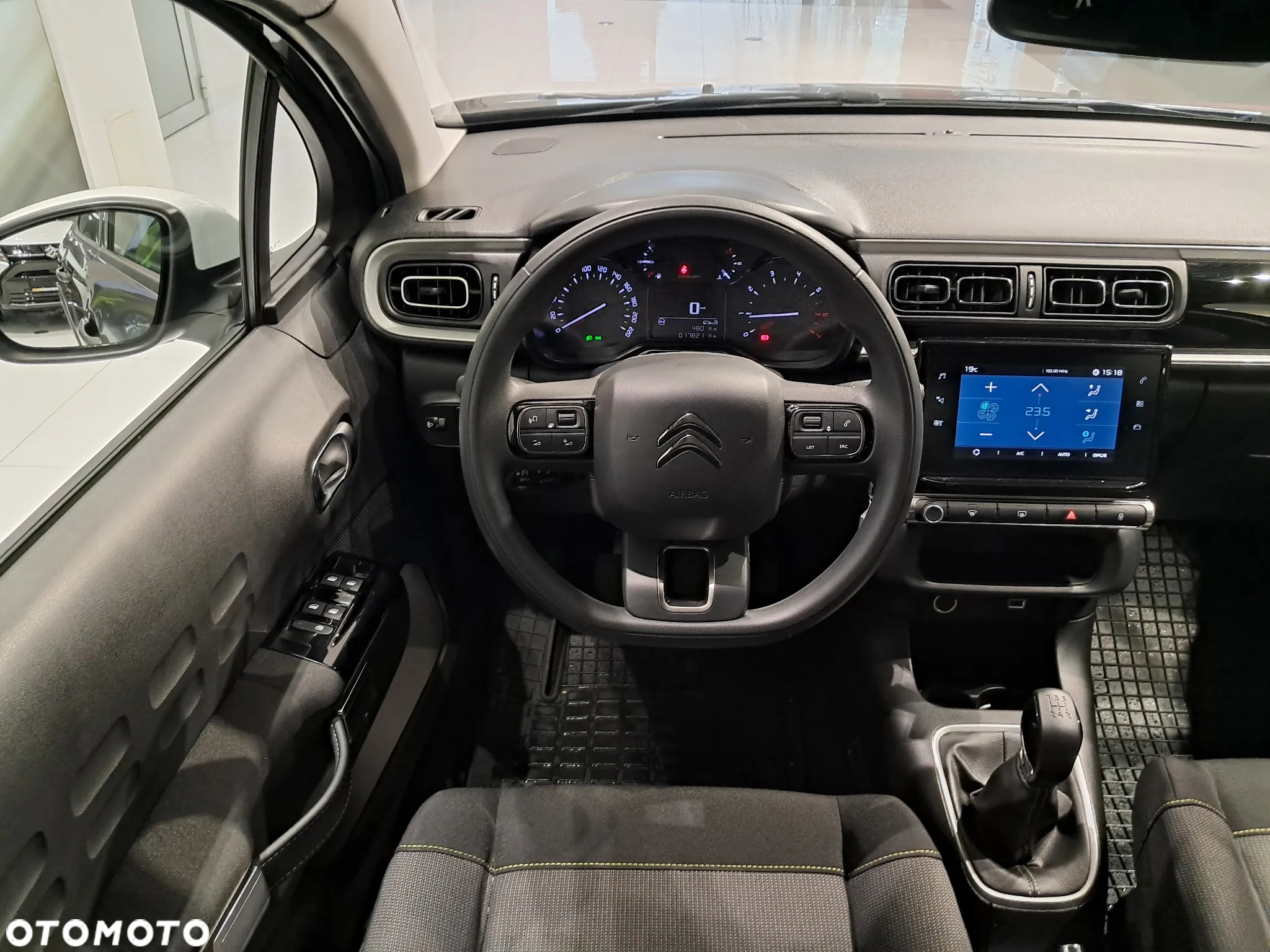 Citroën C3 1.2 PureTech Shine - 12