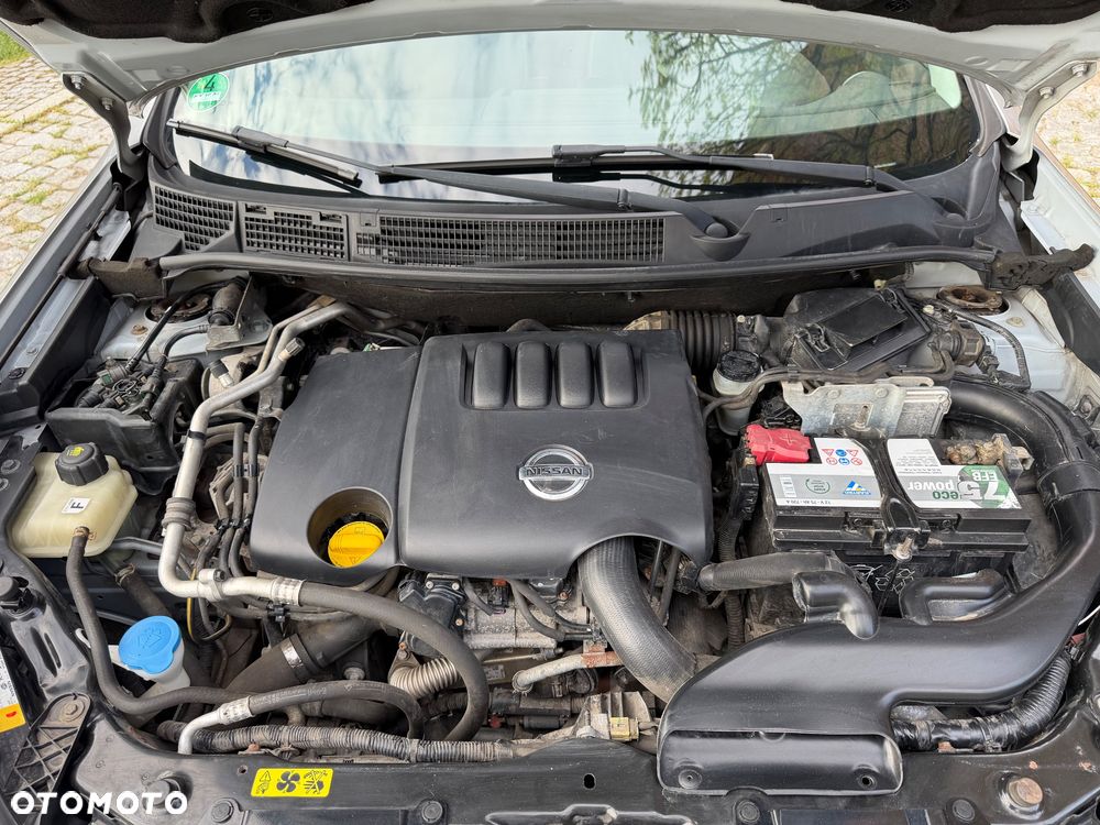 Nissan Qashqai+2 2.0 dCi DPF tekna - 36