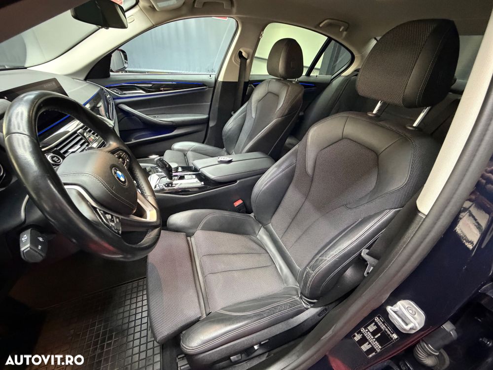 BMW Seria 5 520i Aut. Sport Line - 11