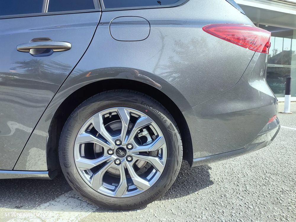 Ford Focus SW 1.0 EcoBoost MHEV ST-Line Aut. - 29