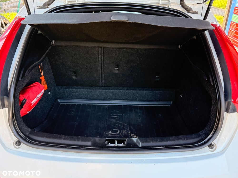 Volvo V40 D4 RDesign - 20