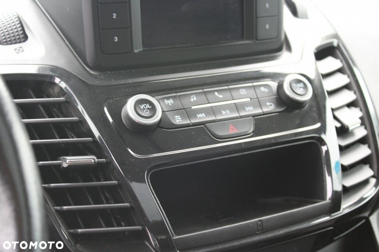 Ford Tourneo Connect - 19