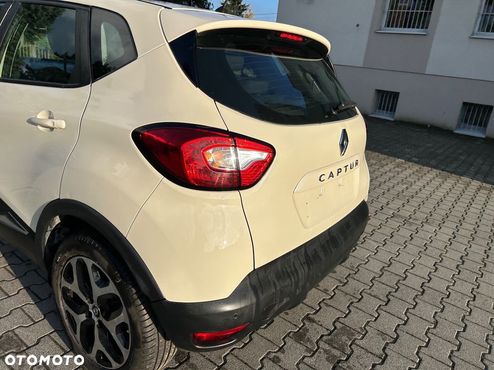 Renault Captur - 23