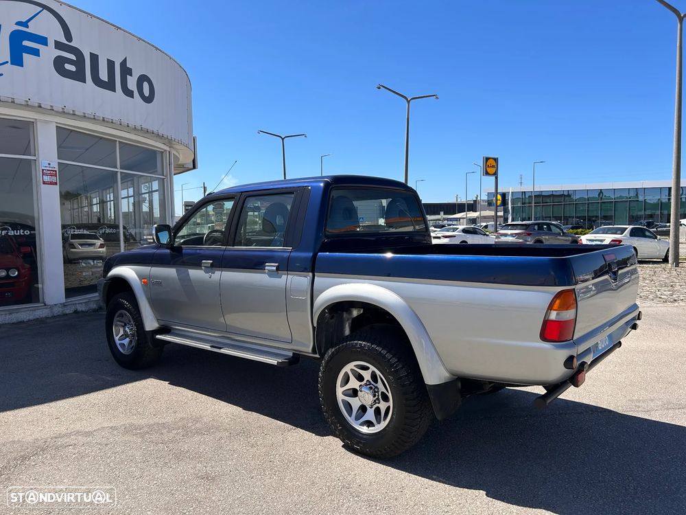 Mitsubishi L200 2.5 TD Club Strakar - 11