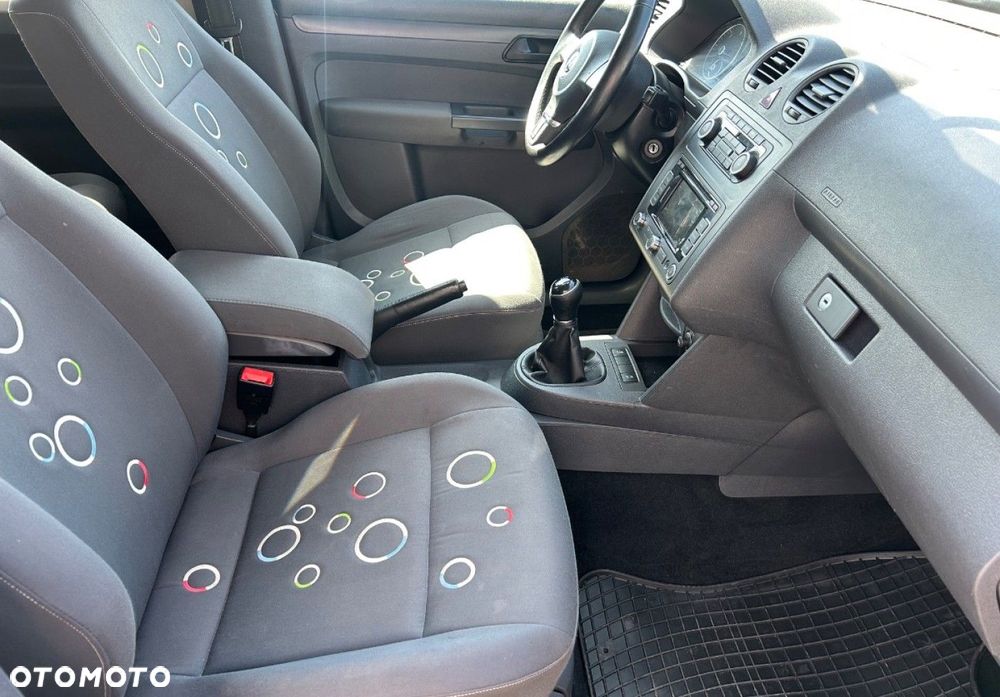 Volkswagen Caddy - 17