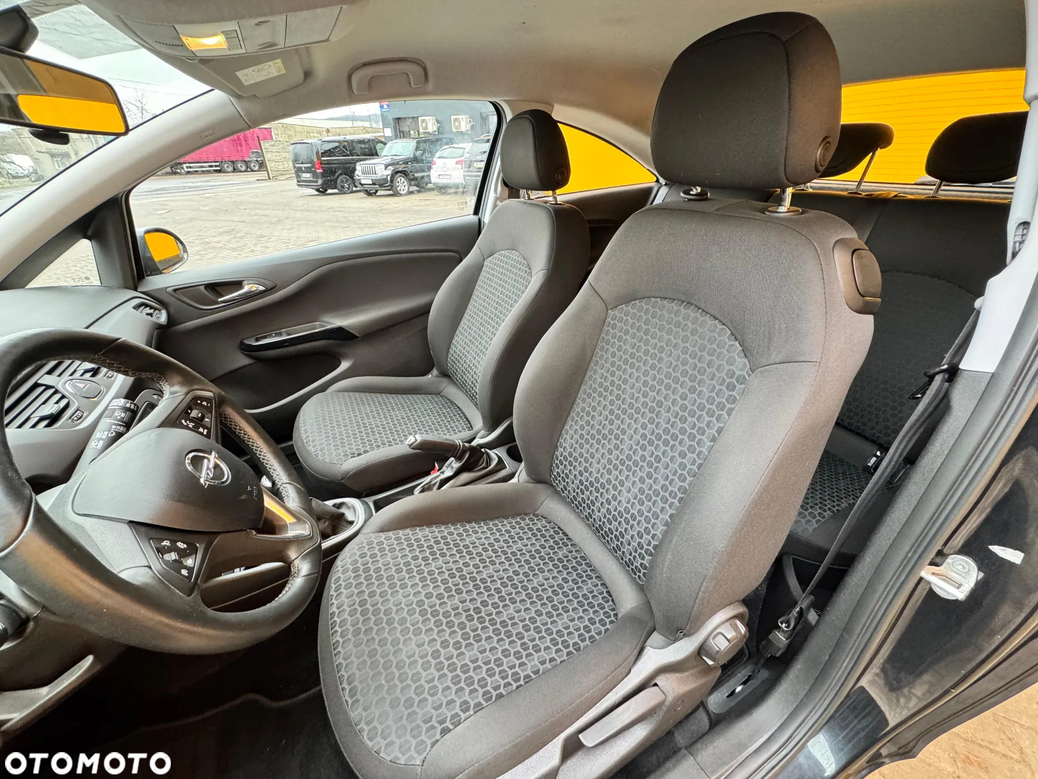 Opel Corsa 1.2 16V Color Edition - 13