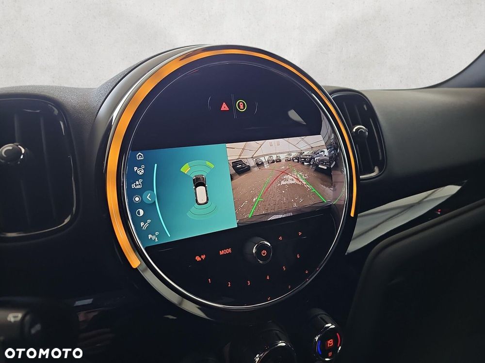 MINI Countryman - 24