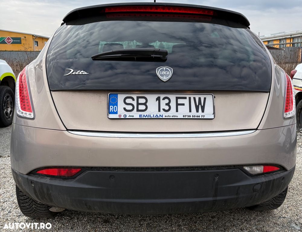 Lancia Delta 1.6 MultiJet Aut. Oro - 3