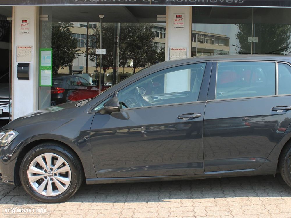 VW Golf 1.6 TDi BlueMotion Trendline - 6