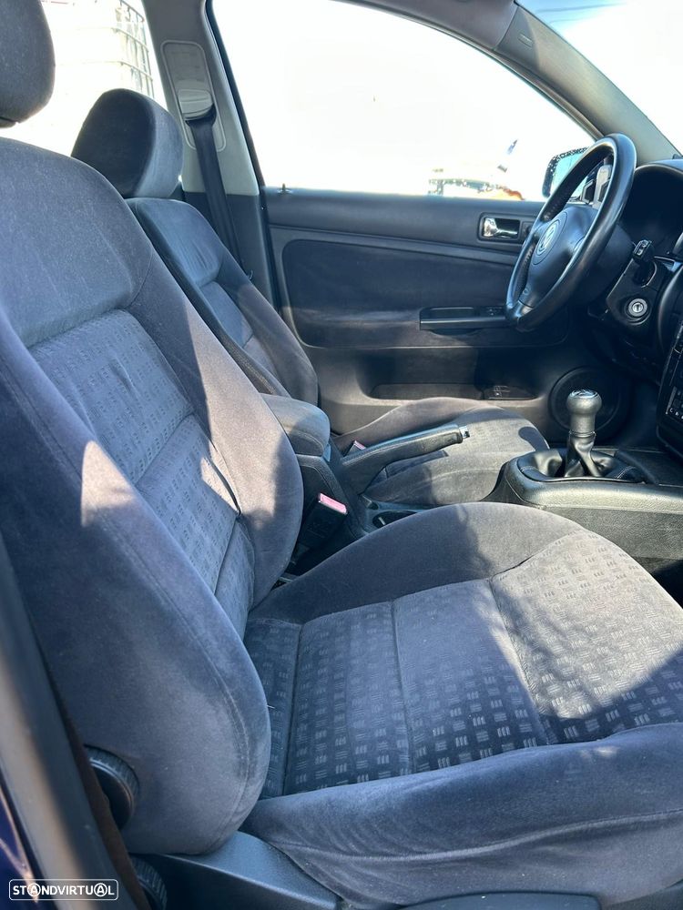 VW Passat Variant 1.9 TDi Conf.Plus 6V - 21